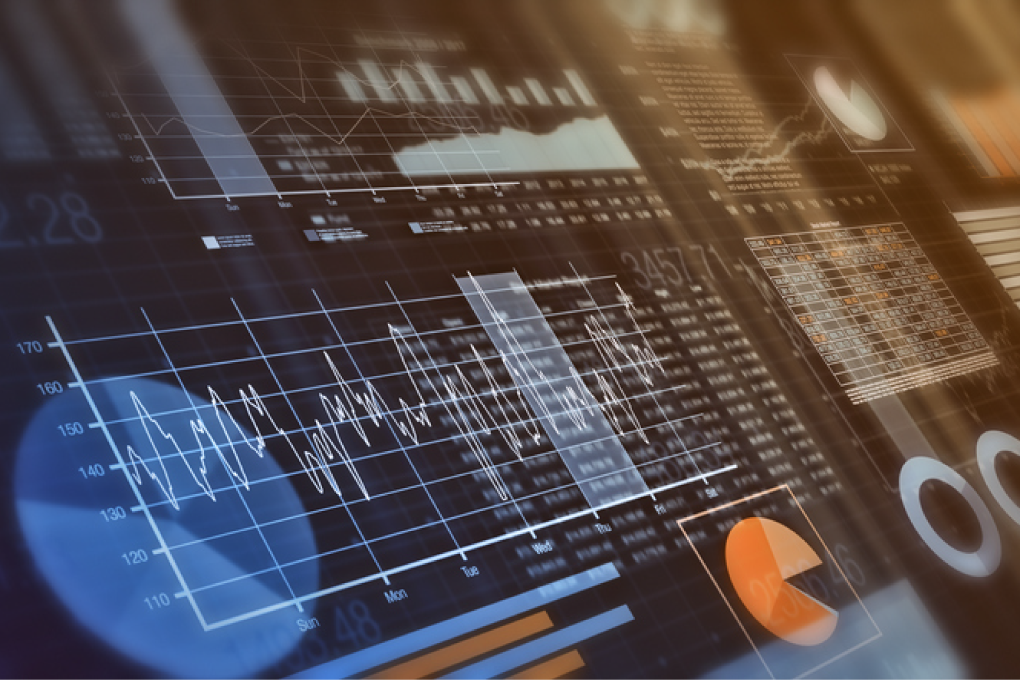 Graphiques financiers sur un écran